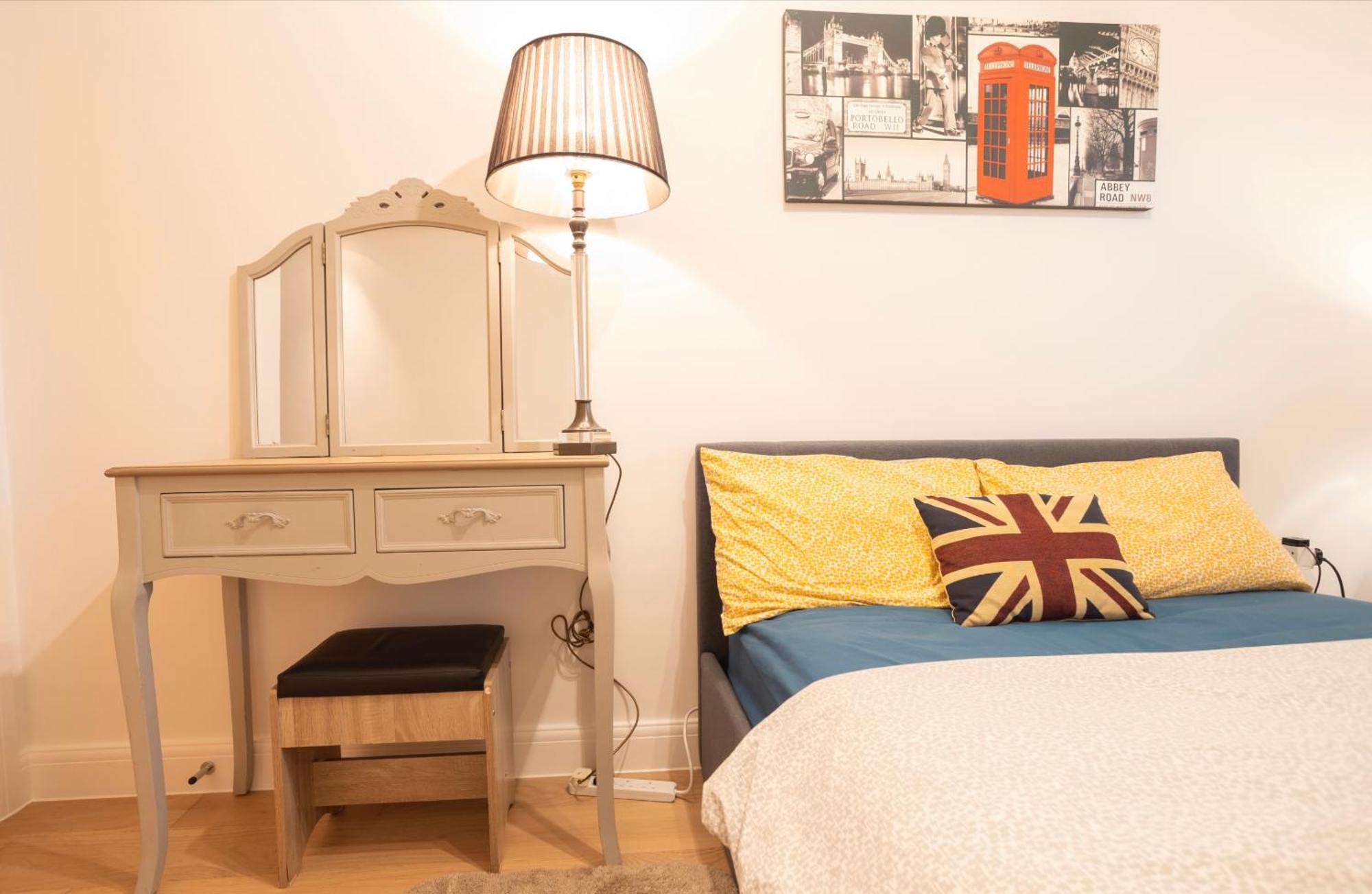 Cosy Riverview-london Excel Centre-o2 Arena * Лондон