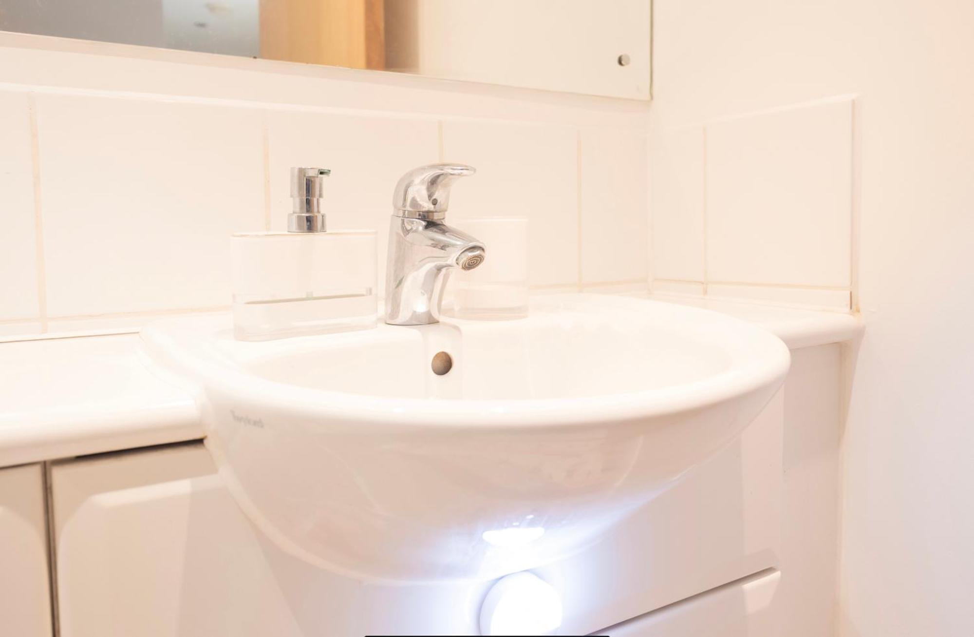 Проживание в семье Cosy Riverview-london Excel Centre-o2 Arena *
